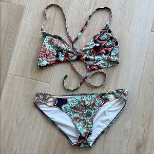 EUC Lands' End navy/ mint/ red  Paisley Bikini size xsmall, 4